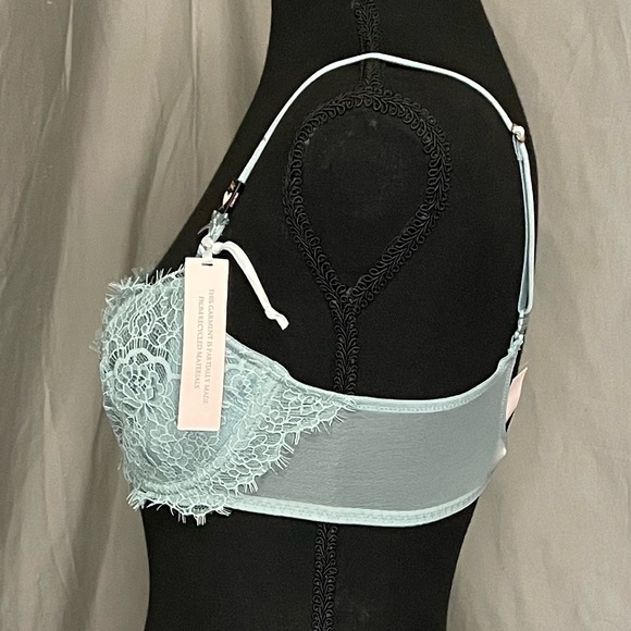 NWT Victoria's Secret Lace Bralette in Light Blue - Picture 4 of 11